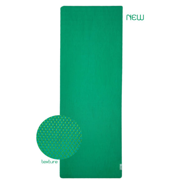 GRIP TOP FOLDABLE TRAVEL MAT - เสื่อโยคะยางพาราผสมแฟบริค หนึบทั้งตอนมือแห้งและมีเหงื่อ